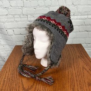 Woolrich Knit pom beanie toque lined in faux fur and fleece
